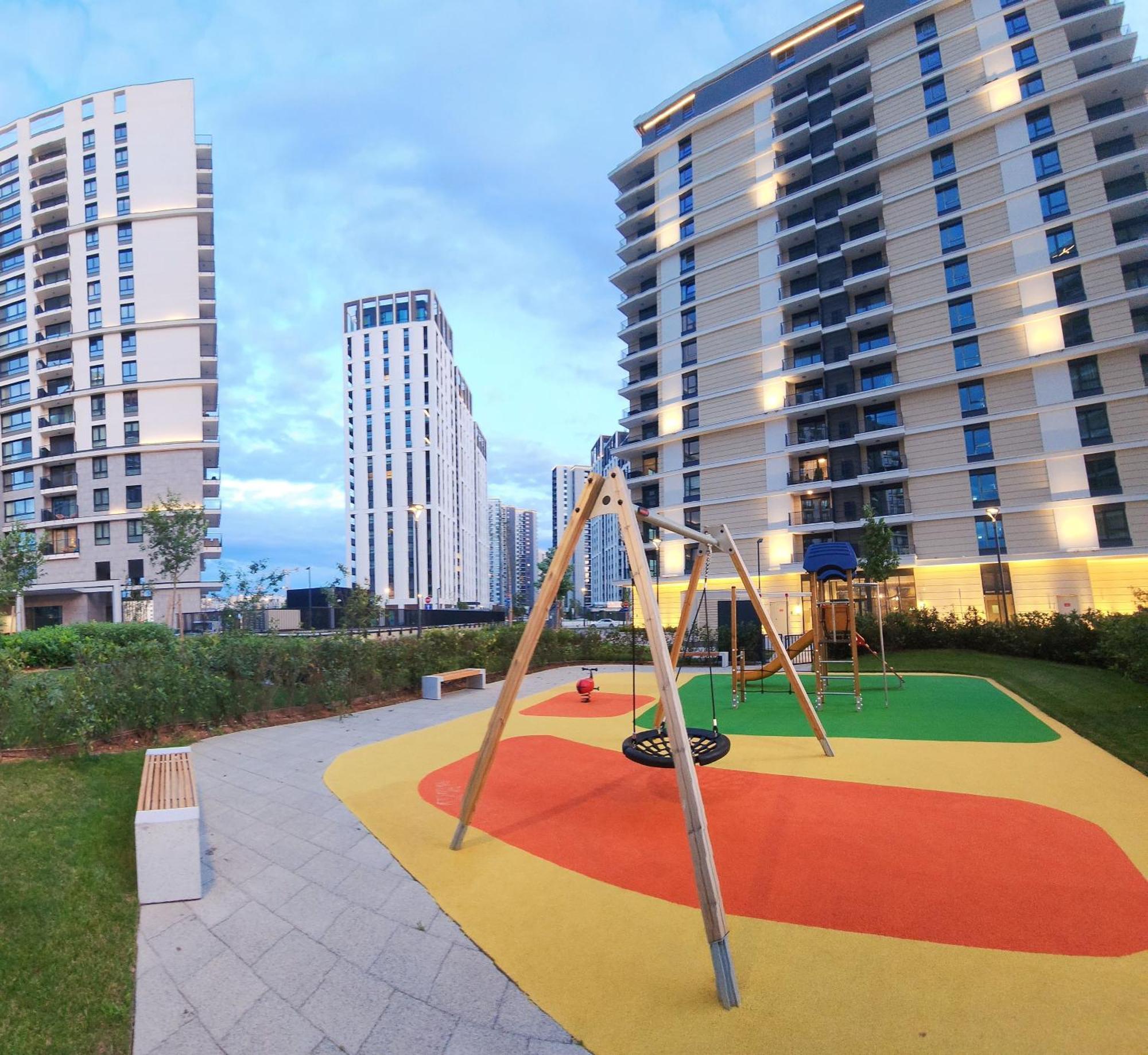 Waterfront 10th Fl Lux Apt. W/ View Apartment *